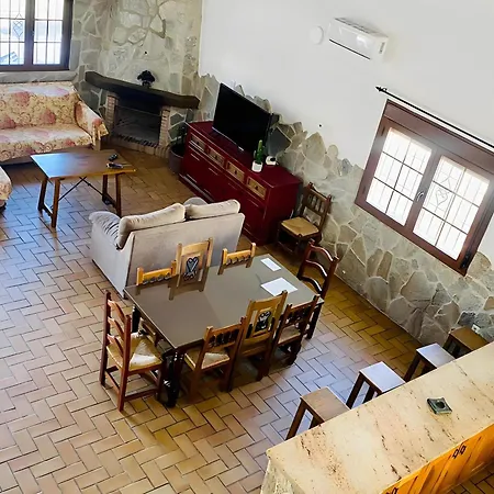Rustica Con Piscina Privada, Aire Acondicionado Y Barbacoa En - Es-180-252