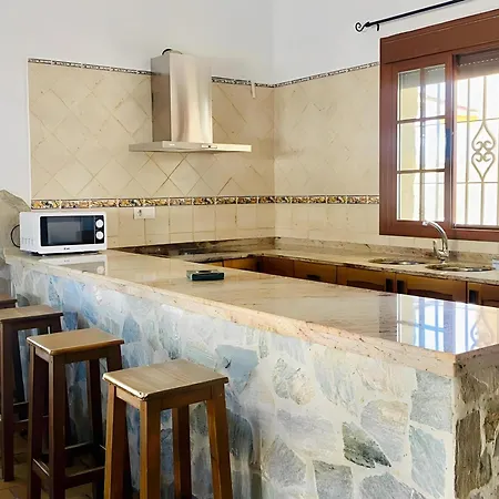 Rustica Con Piscina Privada, Aire Acondicionado Y Barbacoa En - Es-180-252 *